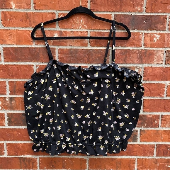 Torrid 5 Womens Black Floral Textured Jersey Crop Top - Picture 1 of 9